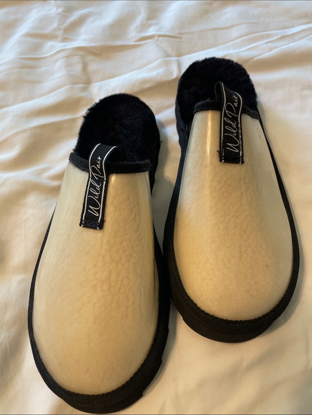 Wild Pair Cream & Black Plush-Lined Slip-On Slippers